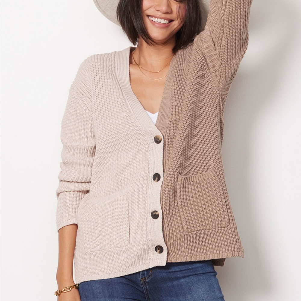 Evereve John and Jenn color block cardigan size xs NWT
